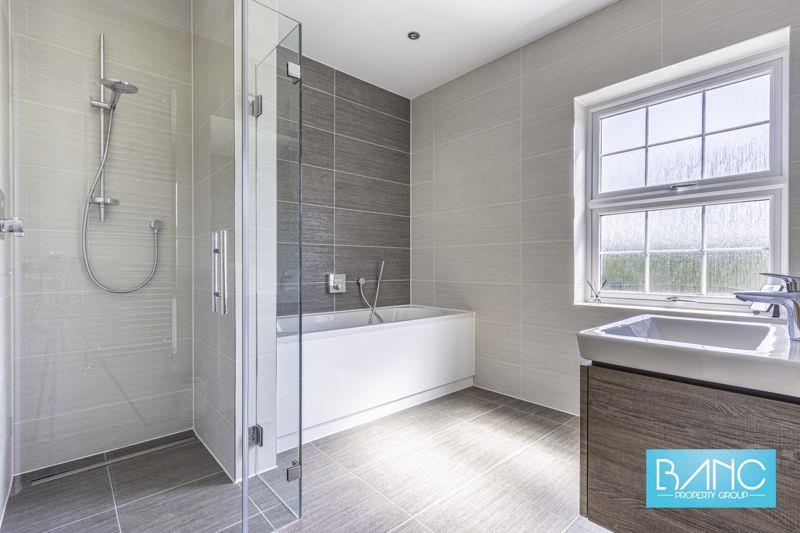 Property Image 7204ee62-121c-476b-b971-07ad7bf66ecd