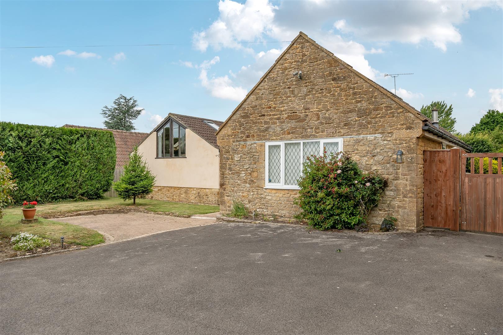Property Image 7205d7f0-6196-49ec-b168-50733f378257