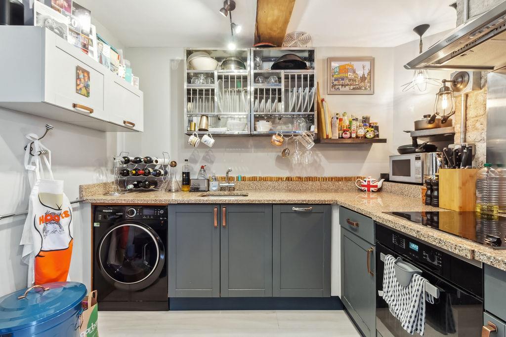 Property Image 720a4550-9c93-483c-9757-bcf3e5154274