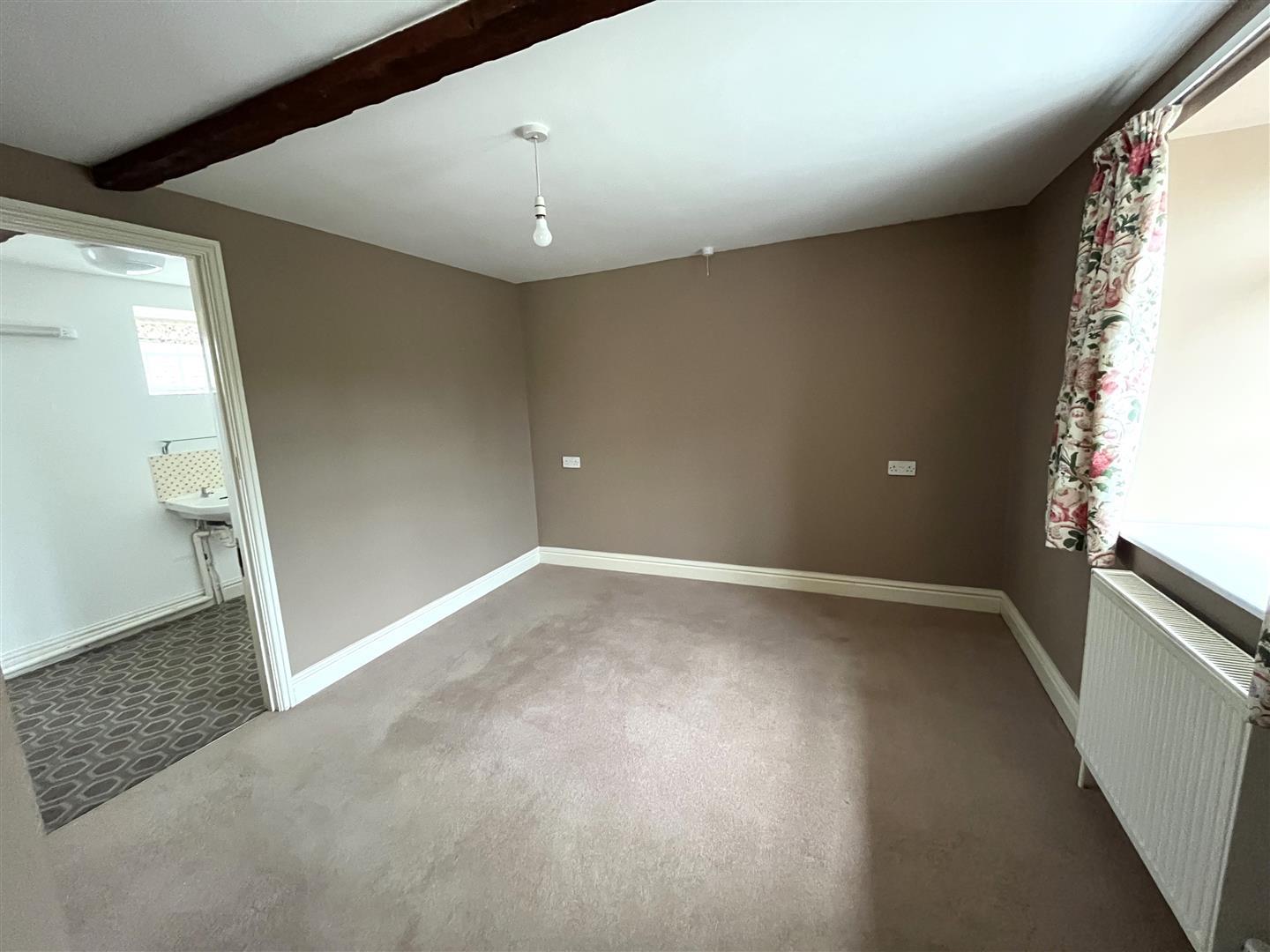 Property Image 720ddb15-514e-4107-854c-972a91e24722