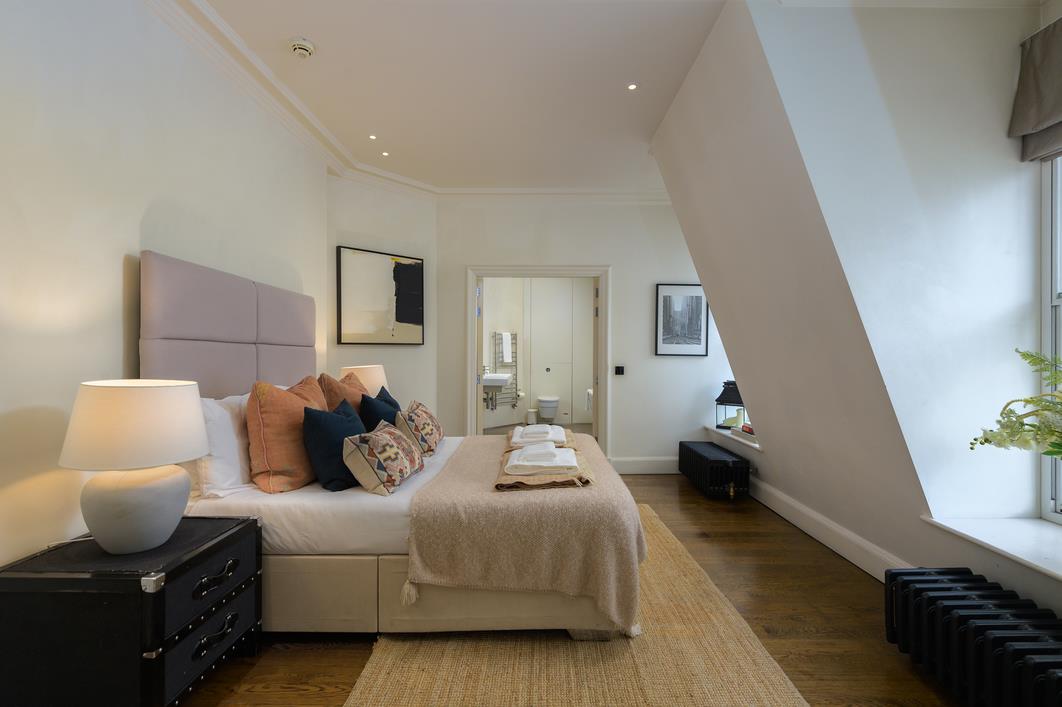 Property Image 7215e17c-2b6b-4f42-9997-21518e415bef