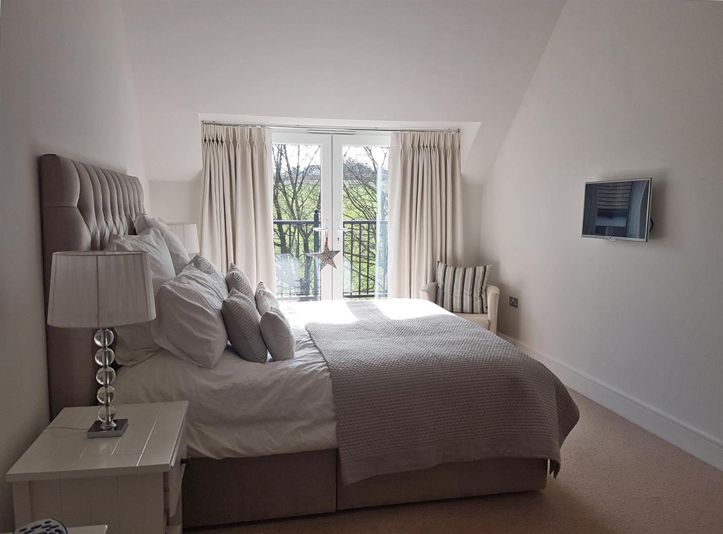 Property Image 721d39a6-0d01-4d2c-916f-36672374b540