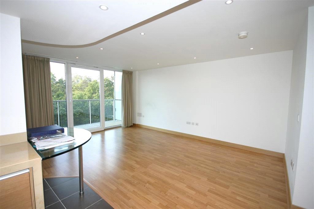 Property Image 722bbf96-663f-4eab-a183-32802752832a