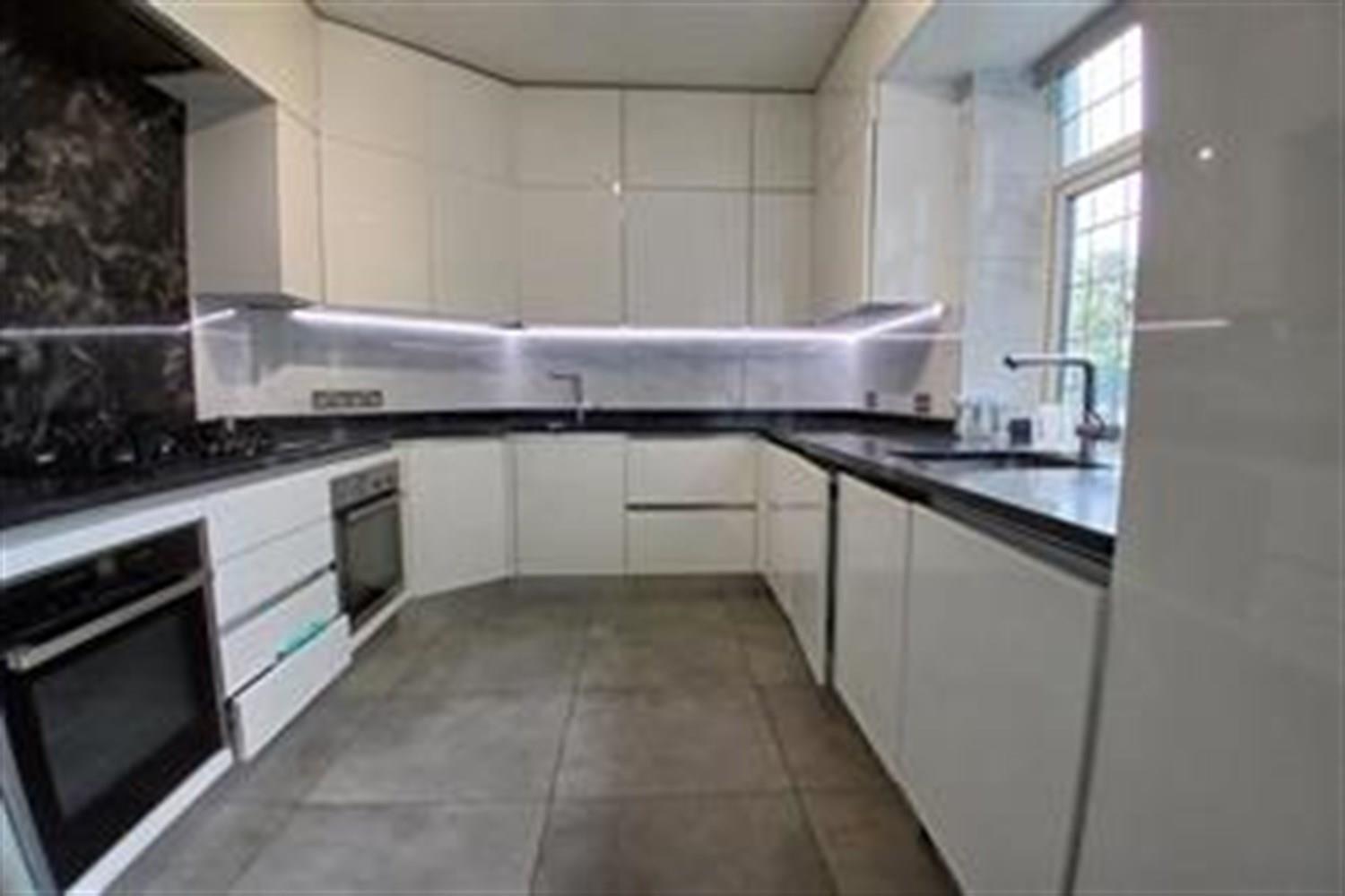 Property Image 72311433-354d-4dc7-a153-bd76eba21a4b