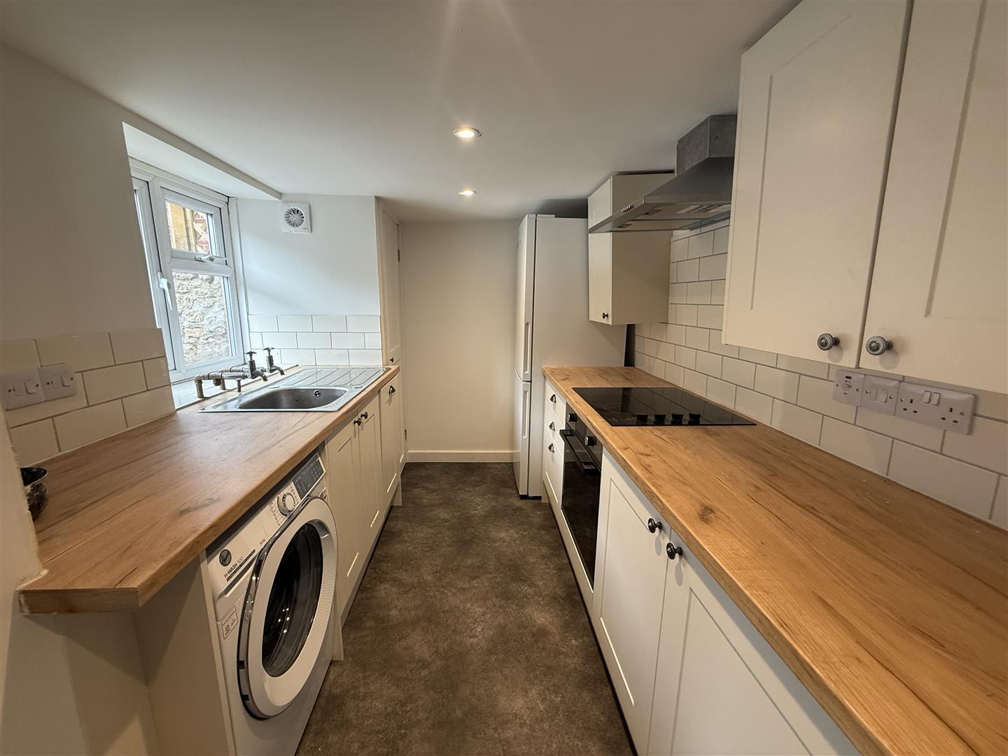 Property Image 72396933-ad36-44d6-956b-6163b30c417d