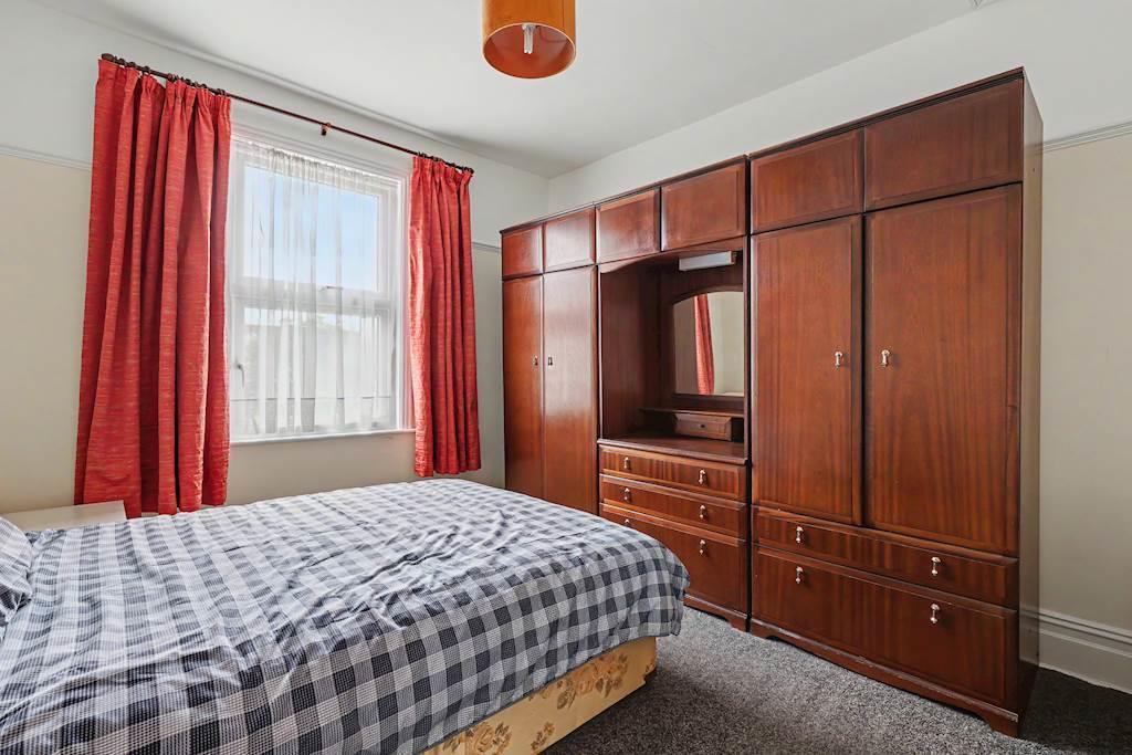 Property Image 726cda2d-b391-4dbc-ae34-b70c731a864e