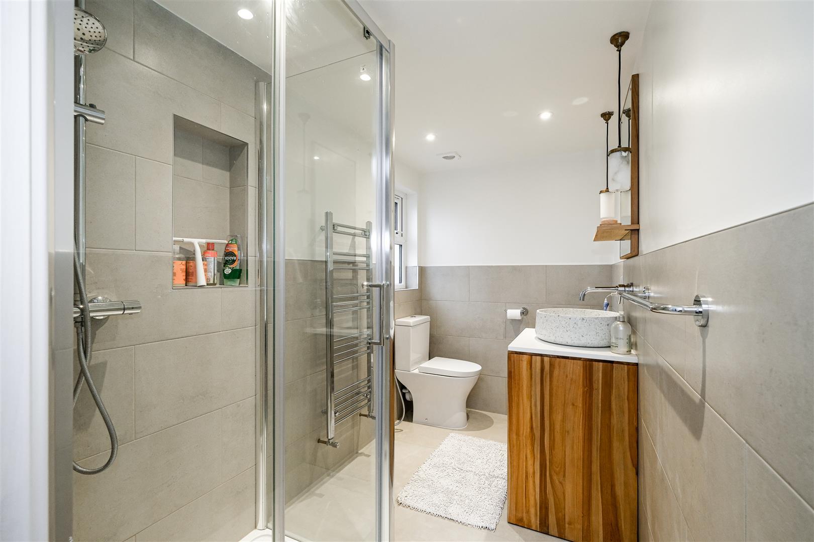 Property Image 727e775b-37d3-48ad-a393-443b3749a0fe