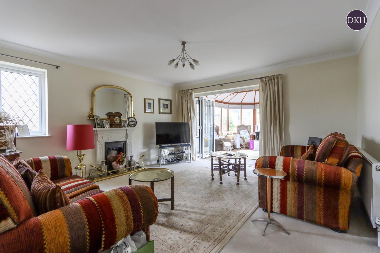 Property Image 728024f2-c5a9-410e-9c4d-e128edba20cc