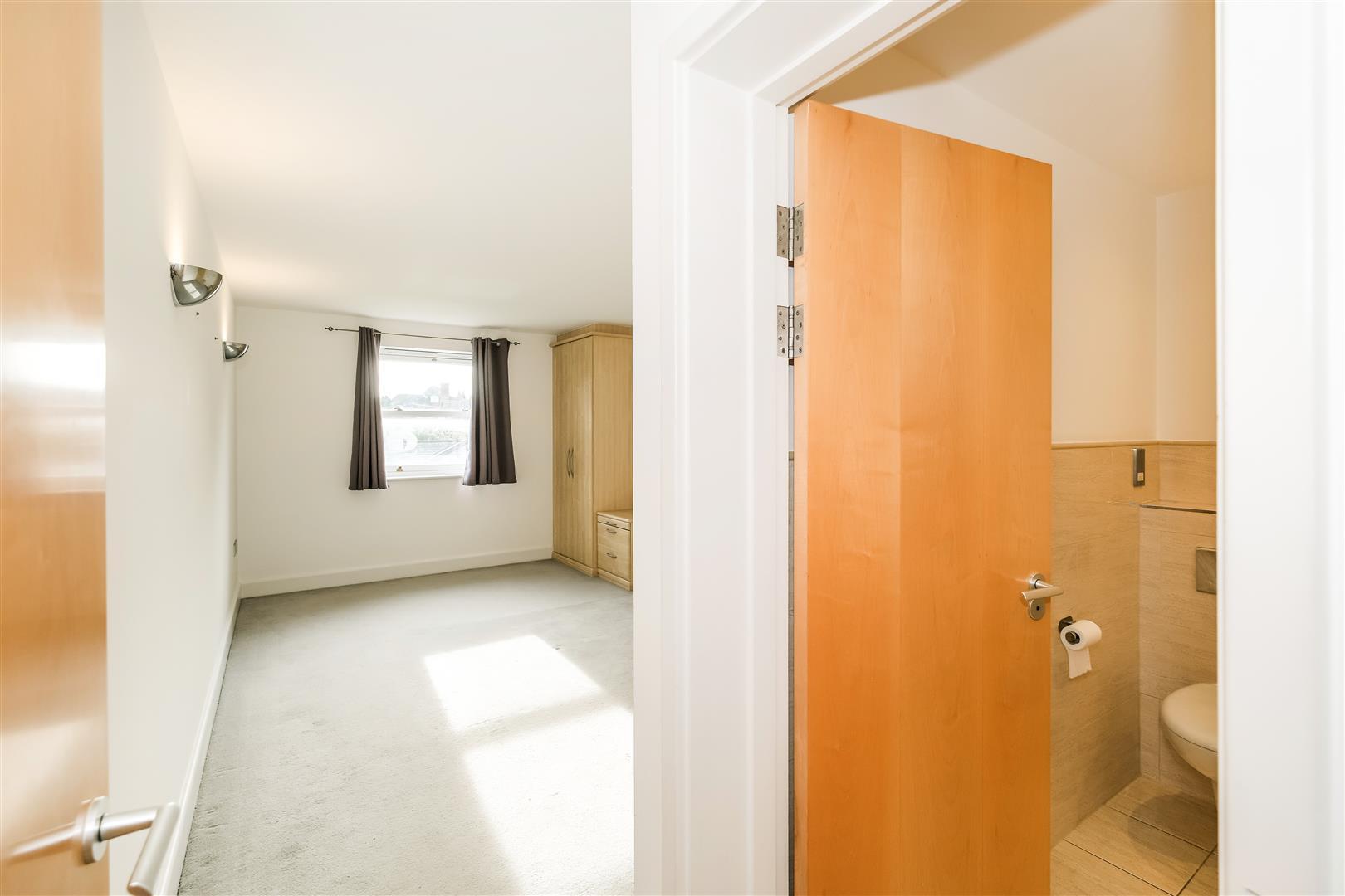 Property Image 72817900-0f57-4bce-8eef-9c64210a7b60