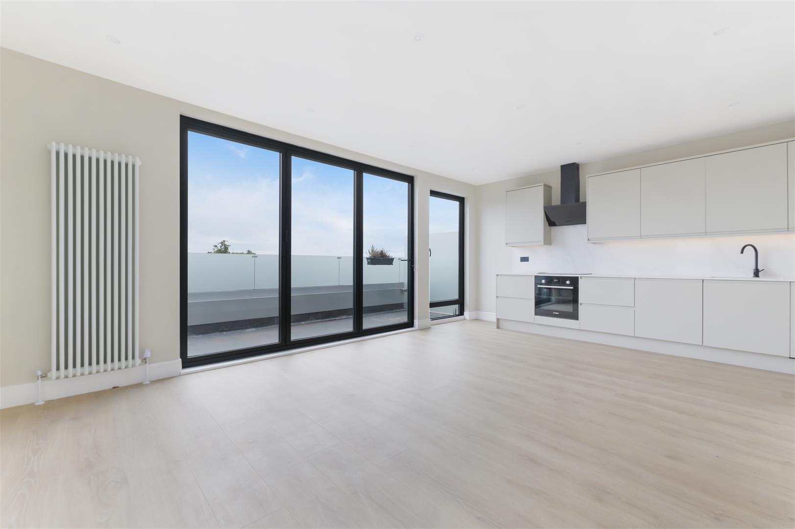 Property Image 7281f794-d15d-47b2-bee8-0123b3728345