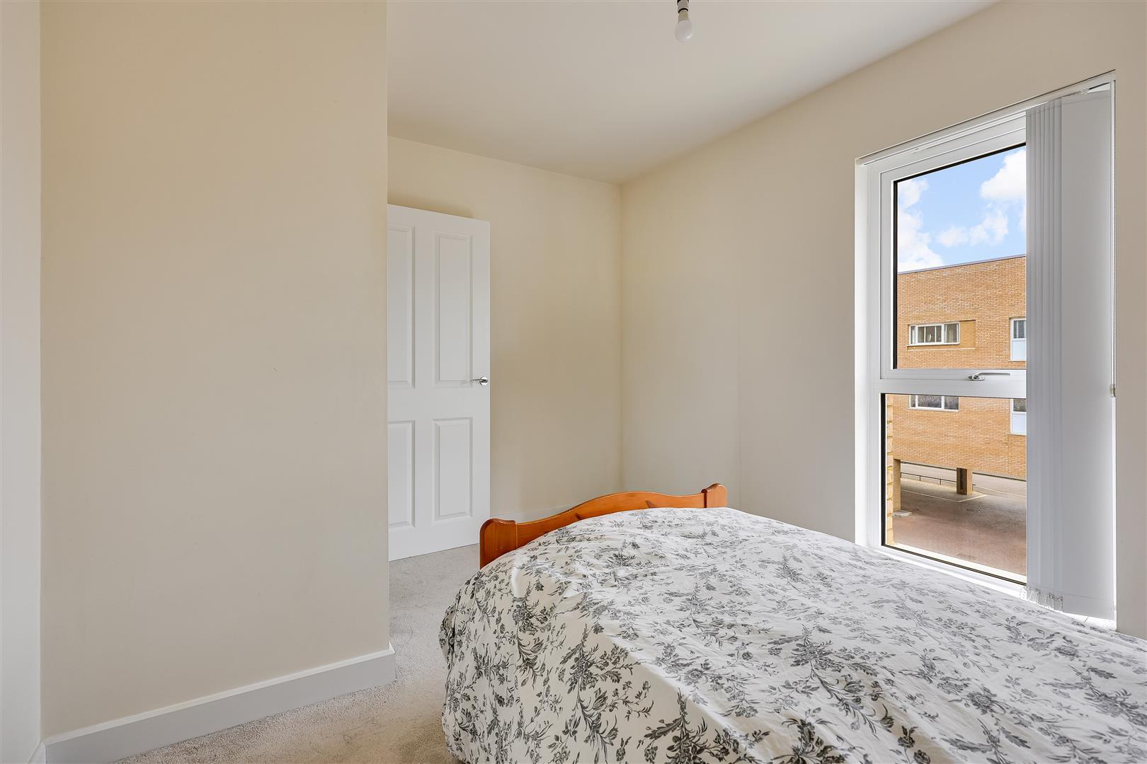 Property Image 729f87d5-f0ce-4600-a982-affcf2120b26