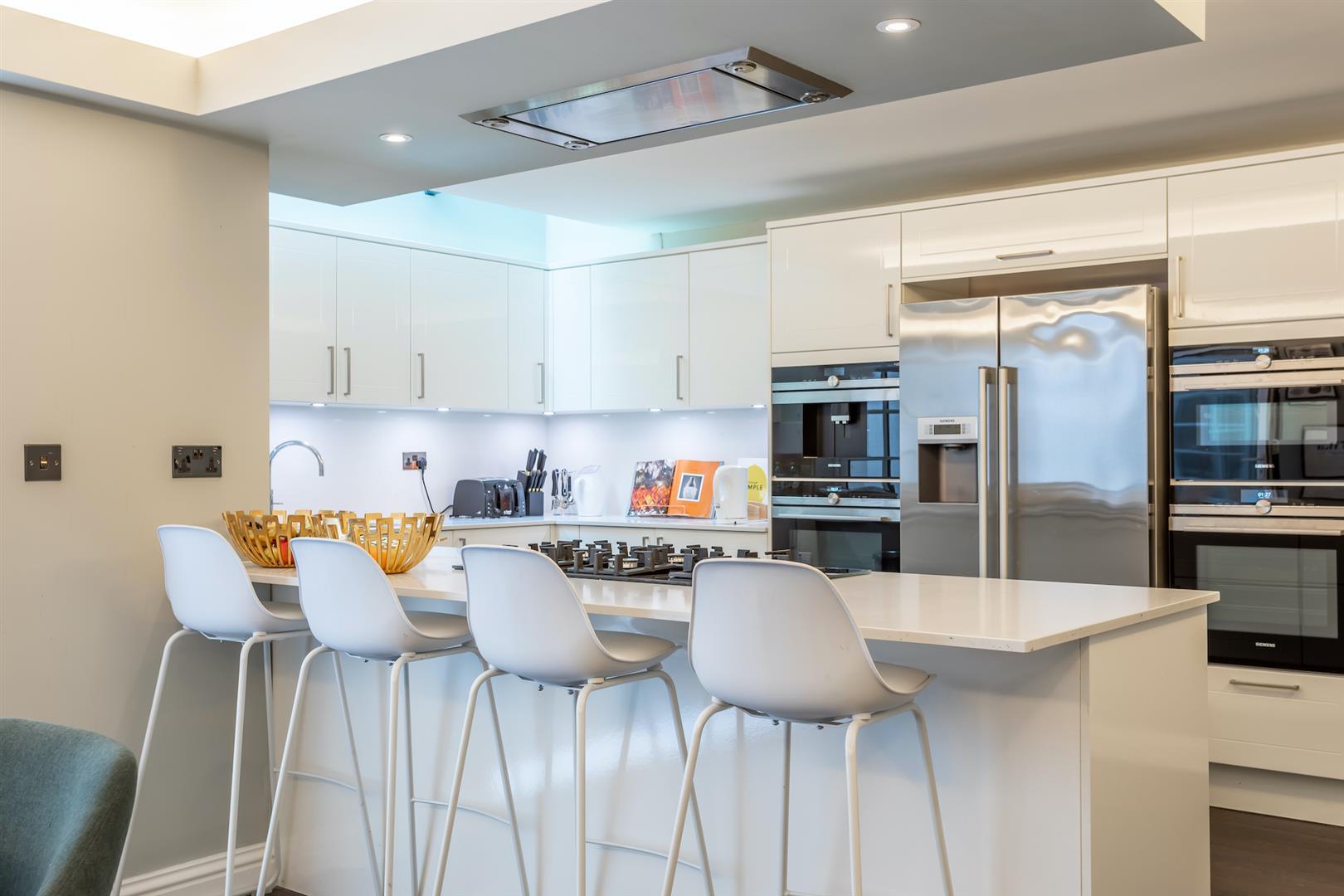 Property Image 72a410fc-20b0-46d5-99fa-e6df7db7a0fe