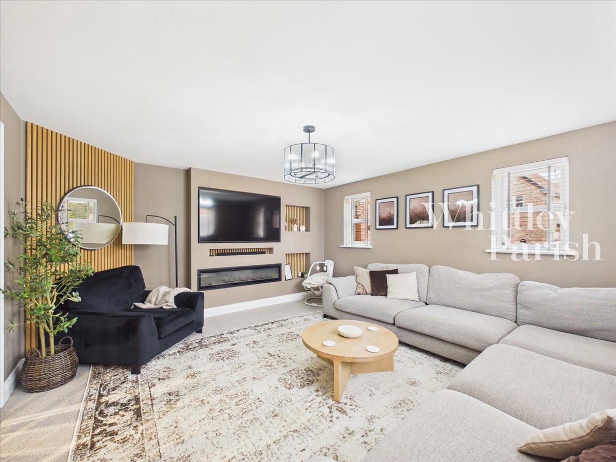 Property Image 72a45fa5-cc83-4642-9fdf-5a034014fd82