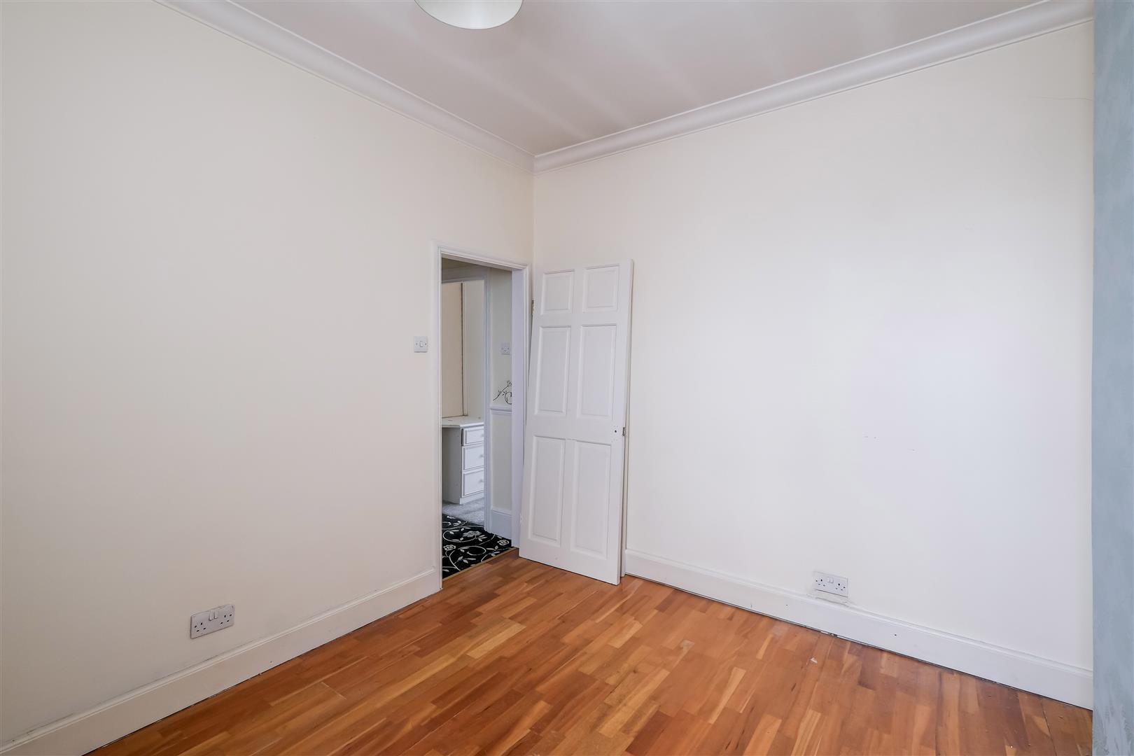 Property Image 72a6dc7e-afd4-4bf5-97a1-6fc6777ee691