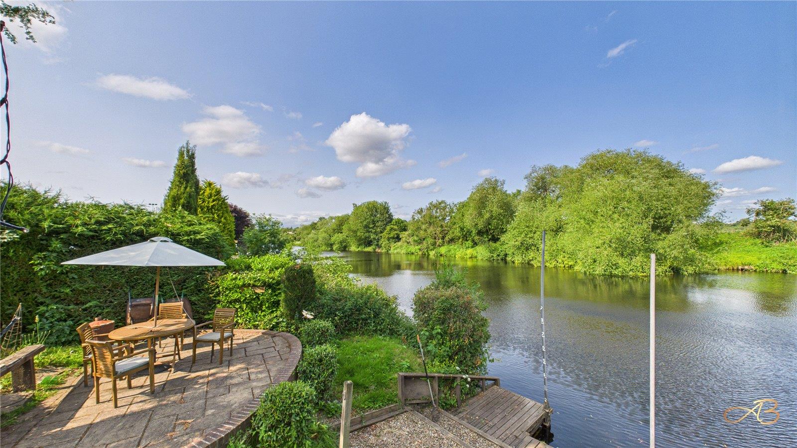Property Image 72a9b02a-904a-418a-a3c3-e26213613b5a