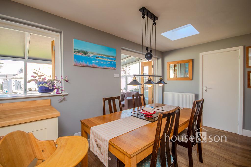 Property Image 72aa0c05-dabe-47b1-845c-e3ead424f255