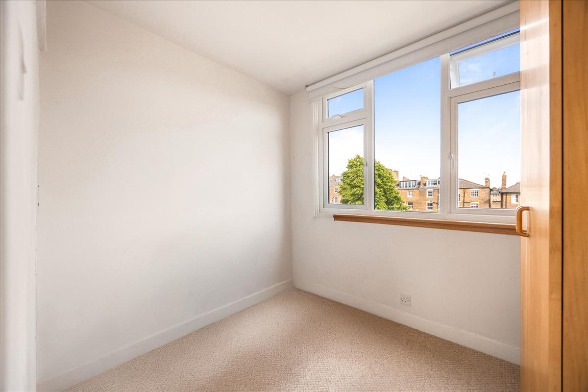 Property Image 72af6400-8c3a-44c7-aa19-710af58e75f2