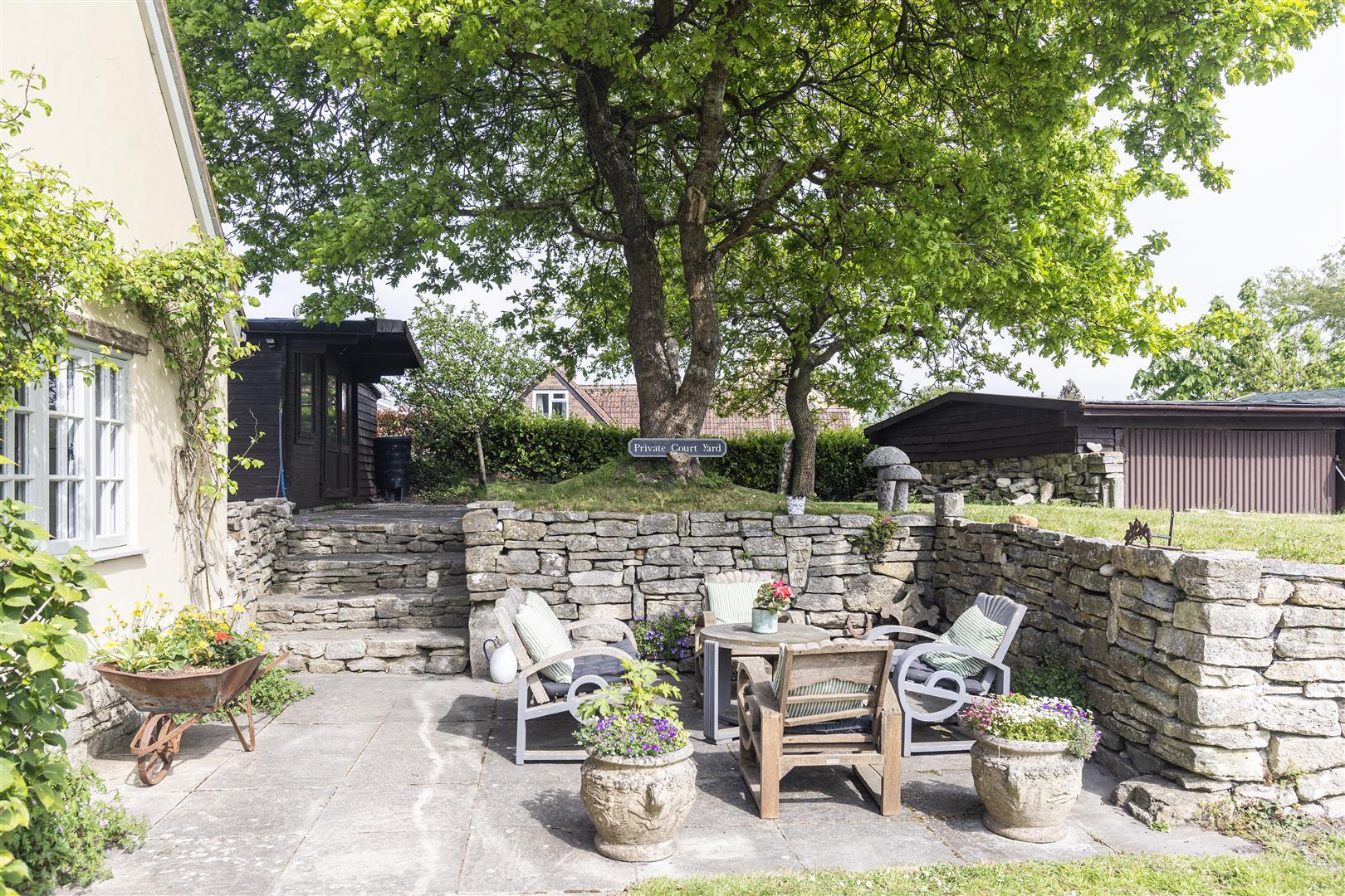 Property Image 72d11849-5d67-48e8-b5a7-9f6818063e7c