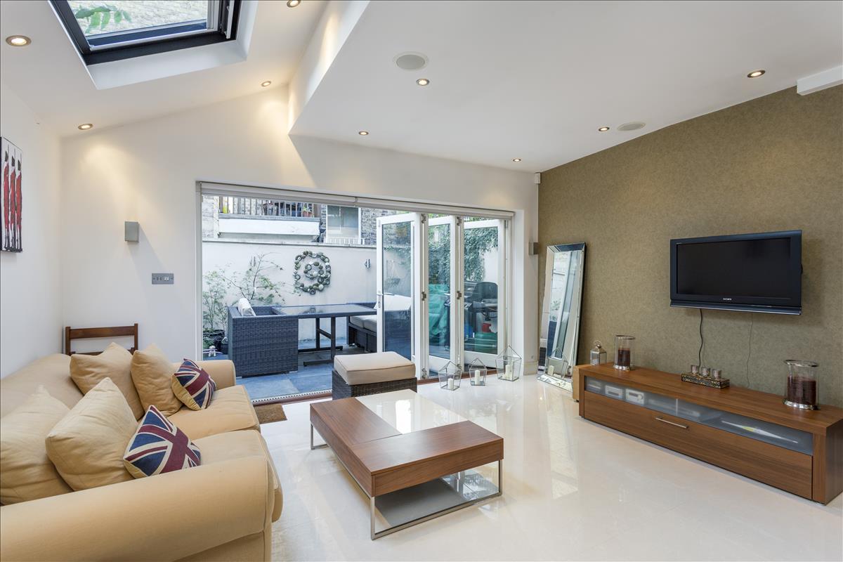 Property Image 72d7ed1d-542b-44cd-87d7-06610496b624
