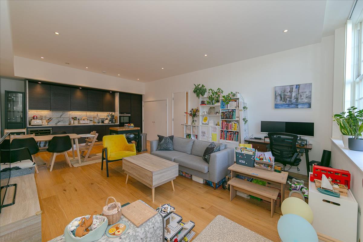 Property Image 72e67621-72aa-4c8a-8a60-650a7fdb758b