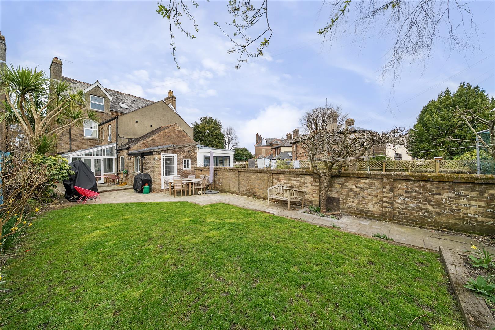 Property Image 72e9f5df-7232-4cfd-9303-fc09ae55b352