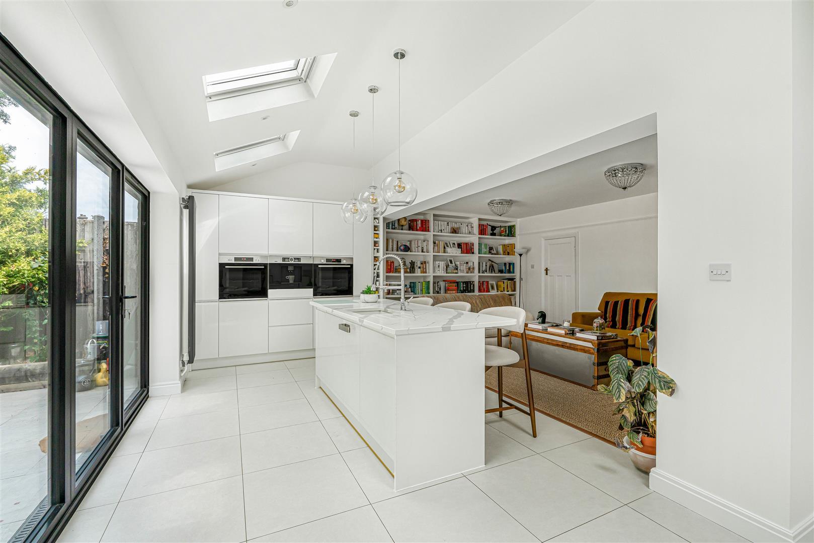 Property Image 72ed529c-2445-4b7e-ae37-2ca80647a5ae