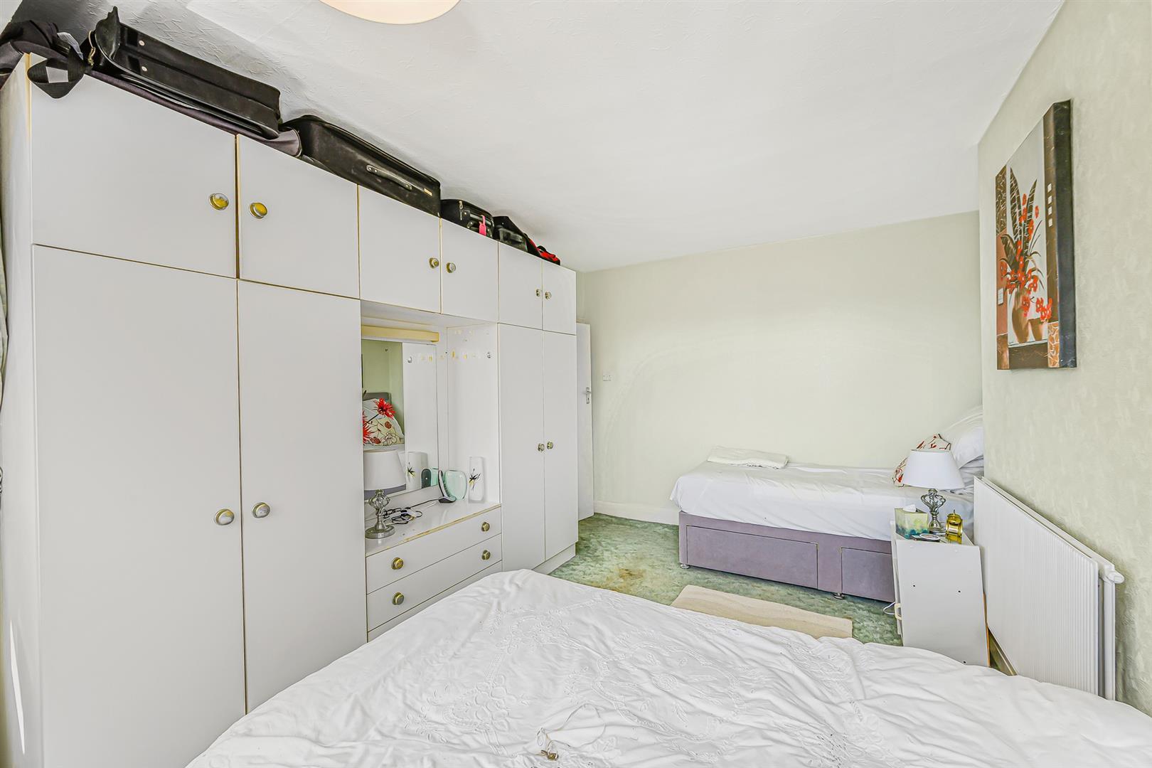 Property Image 72f579bf-711a-4d45-a2dd-3a5fce4c73b9