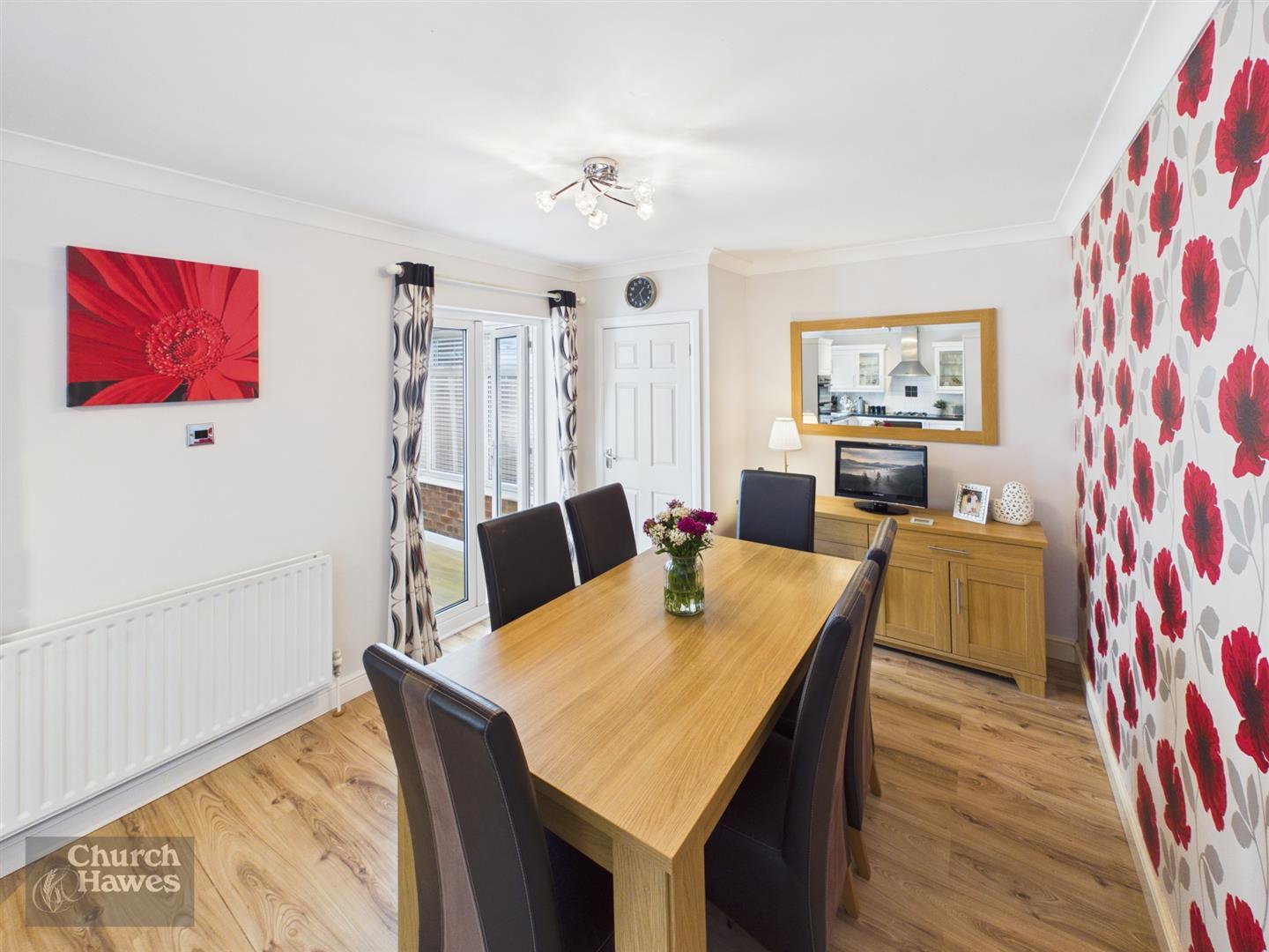 Property Image 72f5de6a-b925-42b3-b9bc-2e352c1472a8