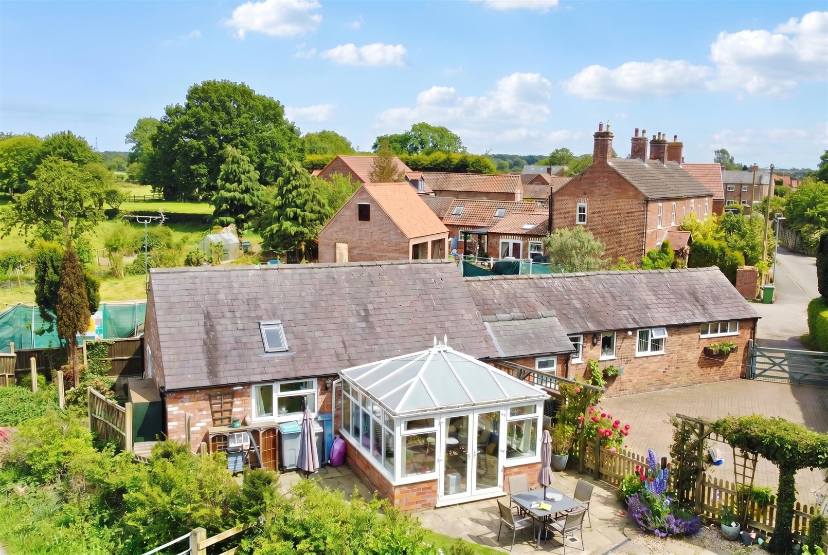 Property Image 72fc28d0-0e29-4b44-8a54-9e09f0162da9