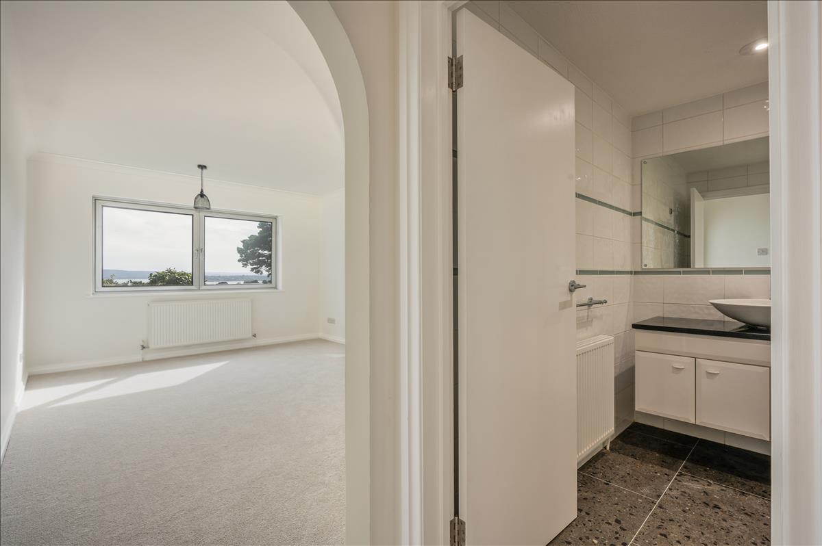 Property Image 73061bd9-595b-4bcb-8010-7a7fb2fdaf8c