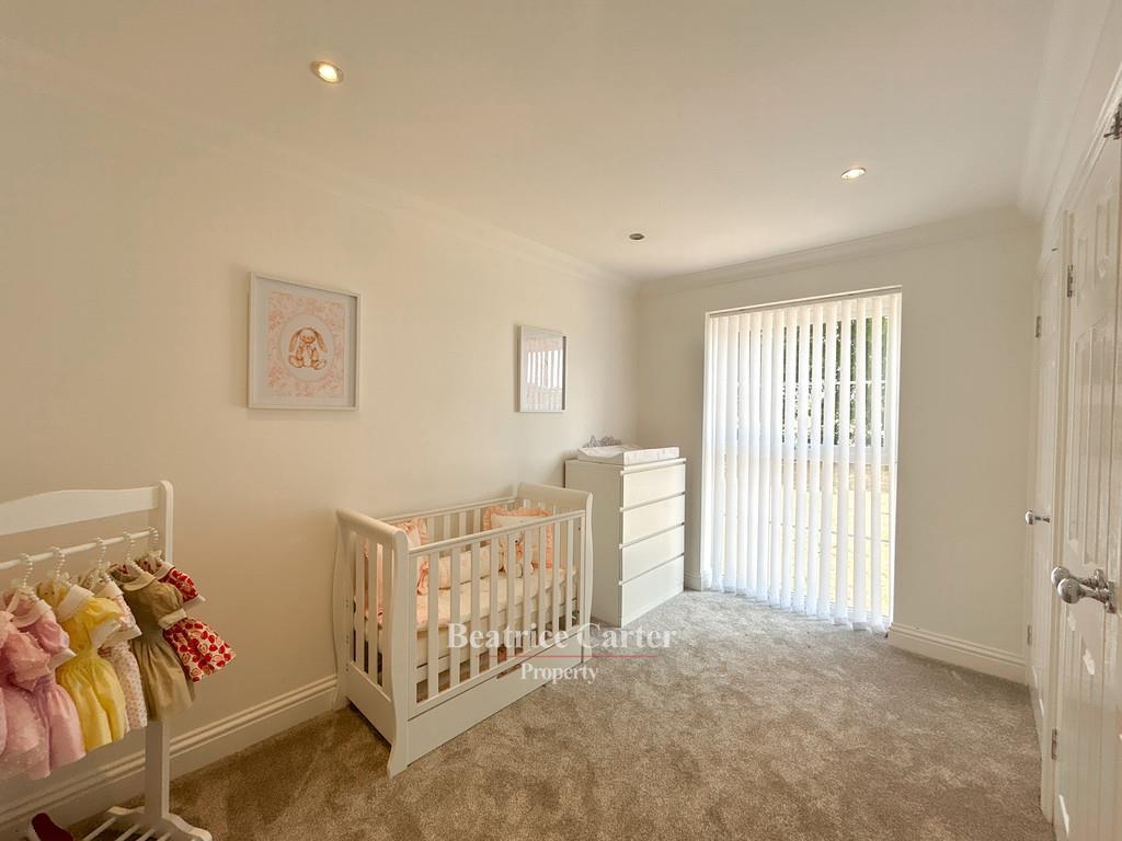Property Image 73191435-c064-4816-a48a-2cb9a1ee032b