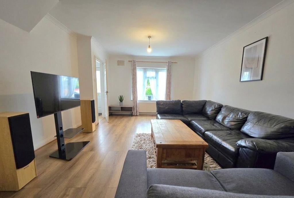 Property Image 731e6549-154f-4627-b55d-f998b7f17bbc