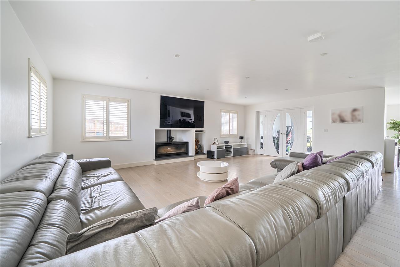 Property Image 731e767d-c76f-4c9c-8f28-8fa20eee94df