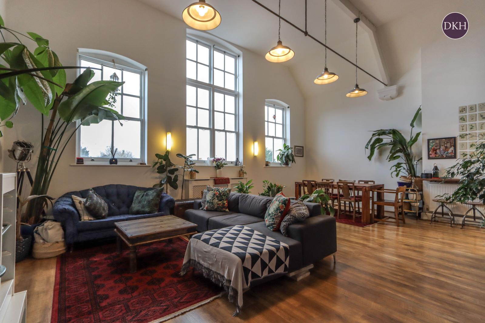 Property Image 73315aa3-5862-47c9-816a-3d77a39b856d