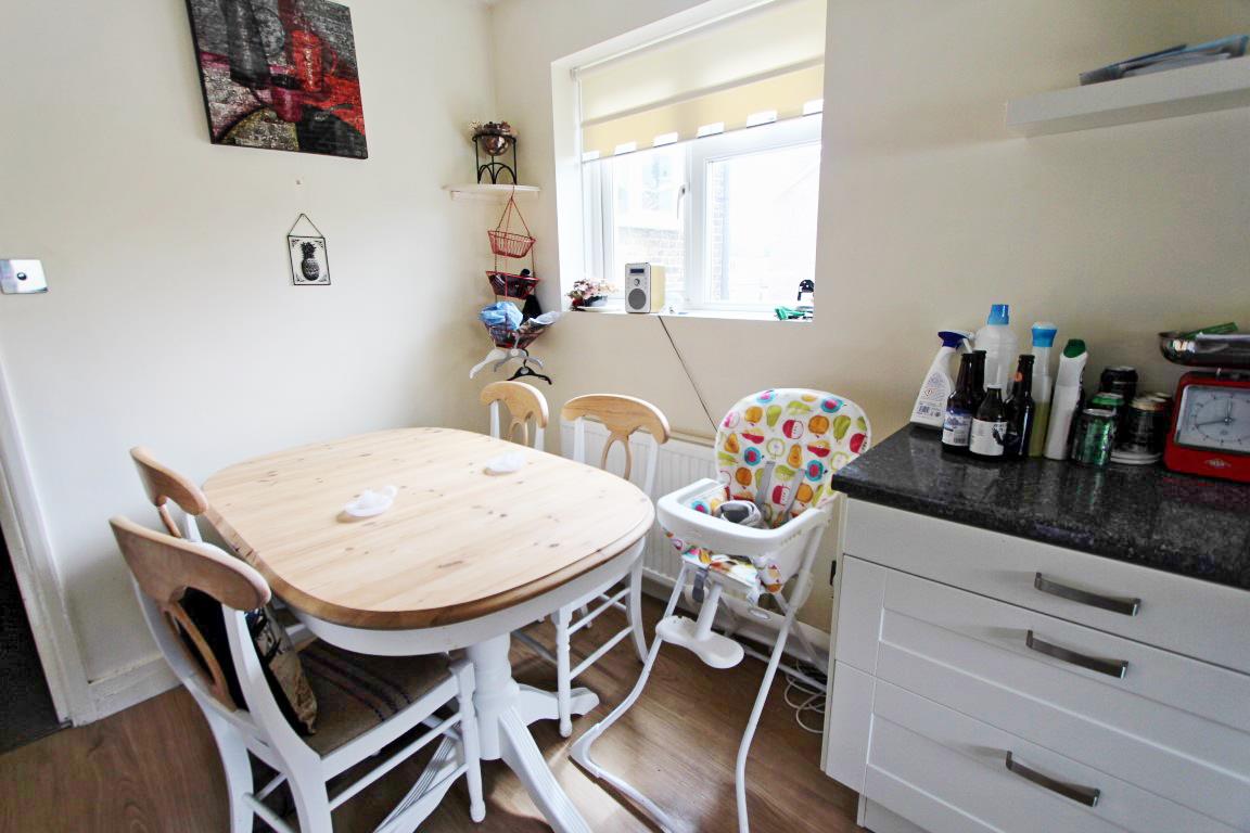 Property Image 733388ab-212b-42db-8e84-7f1a98bf012f