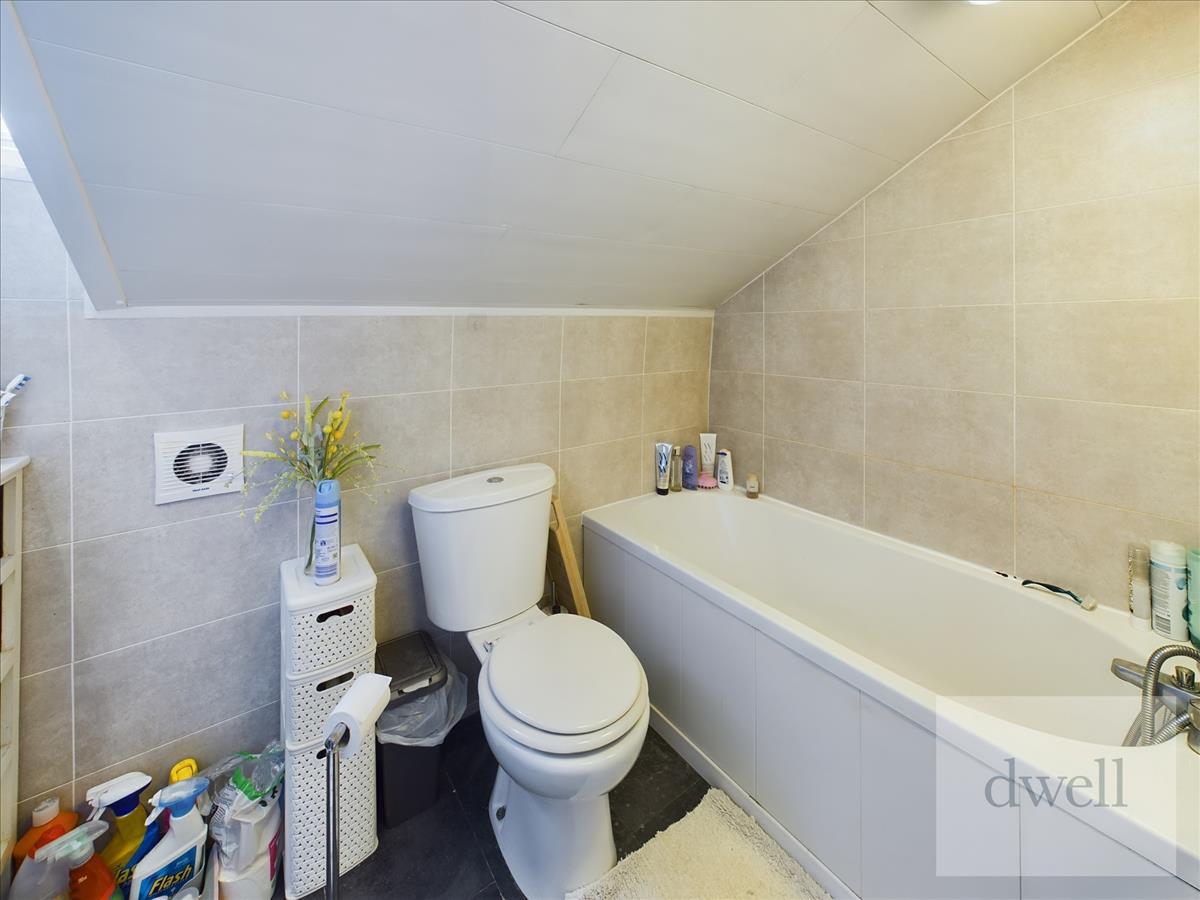 Property Image 73371a48-2ec2-49e6-b4b0-c21b766d797a
