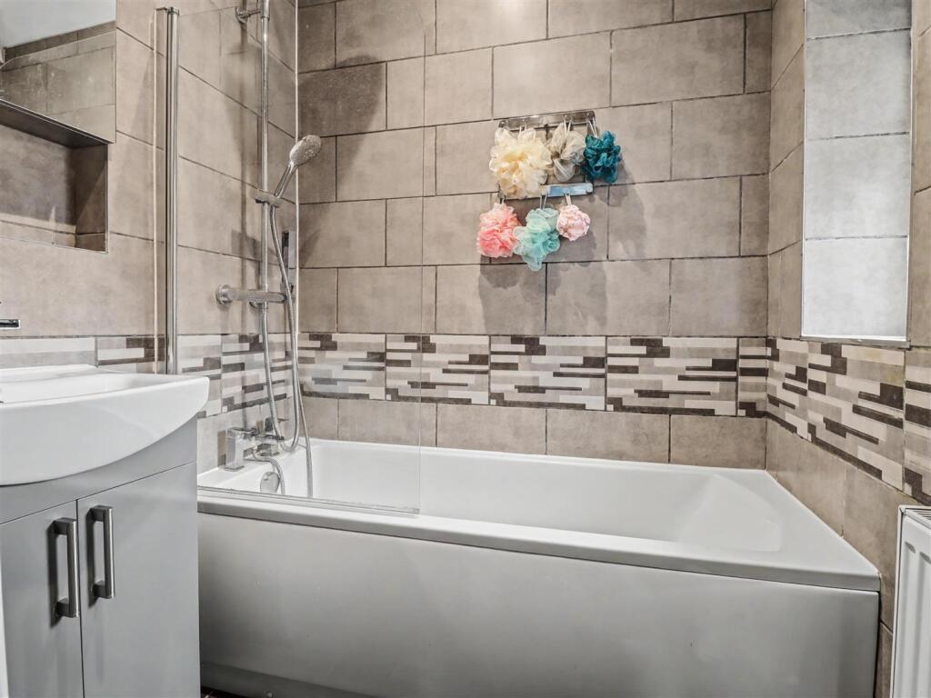 Property Image 7338c5a8-45ab-4e94-80a5-e5dcecb7b0fe