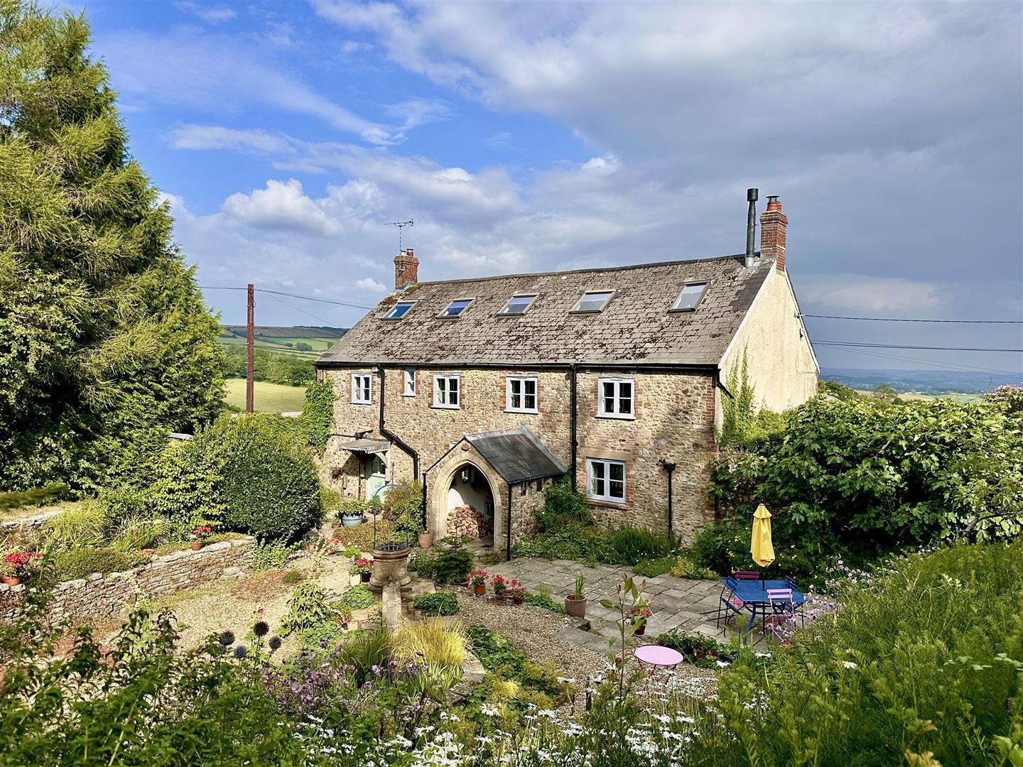 Property Image 73464892-a7ff-4847-a027-304b1cc657eb