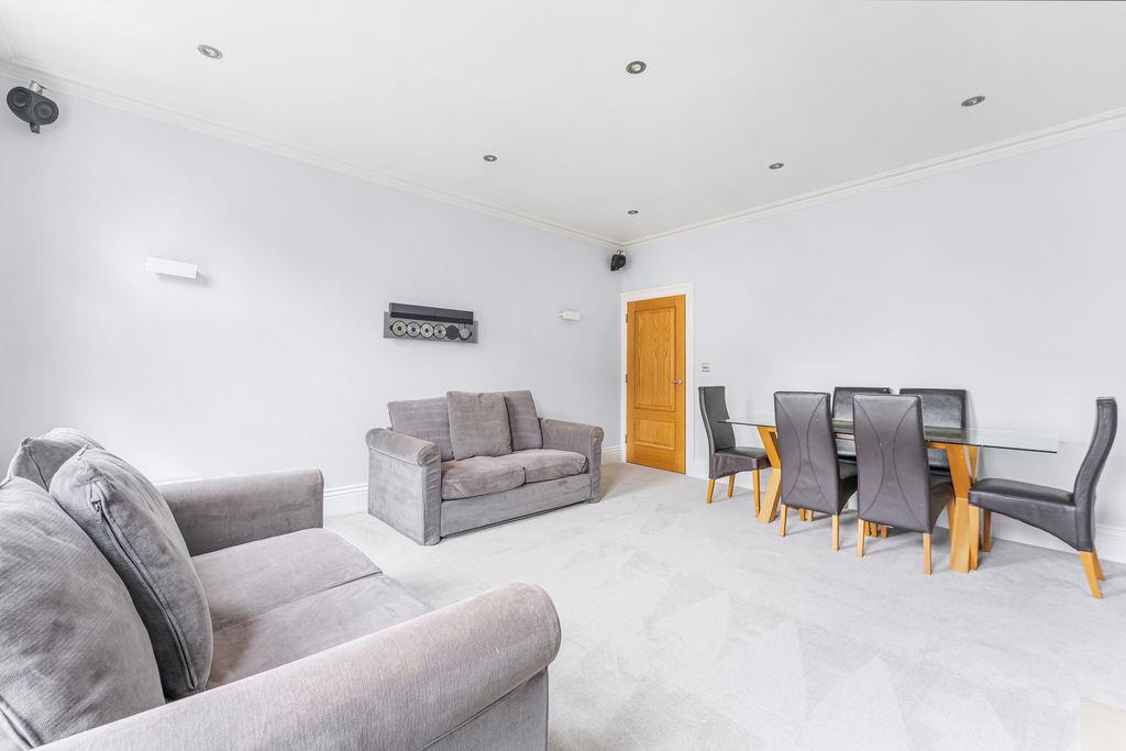Property Image 73557431-5299-4a51-ac53-137537ffc82e