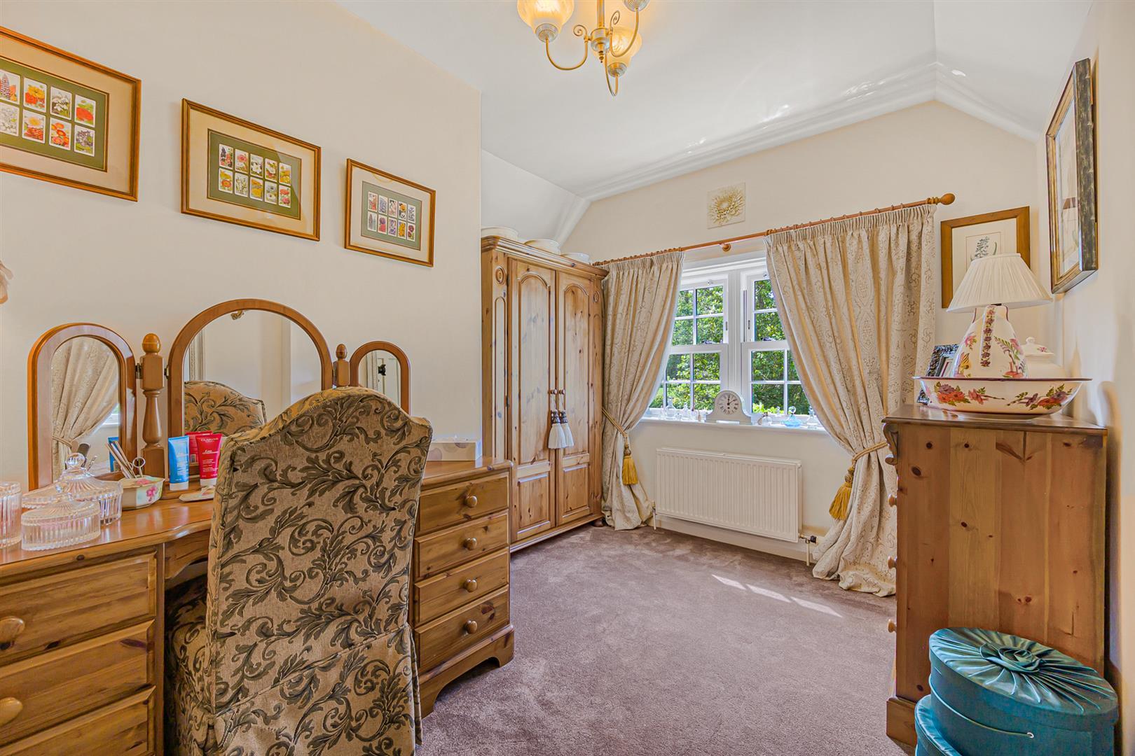 Property Image 736001ce-9a8c-43b0-a7be-be385d221d0e