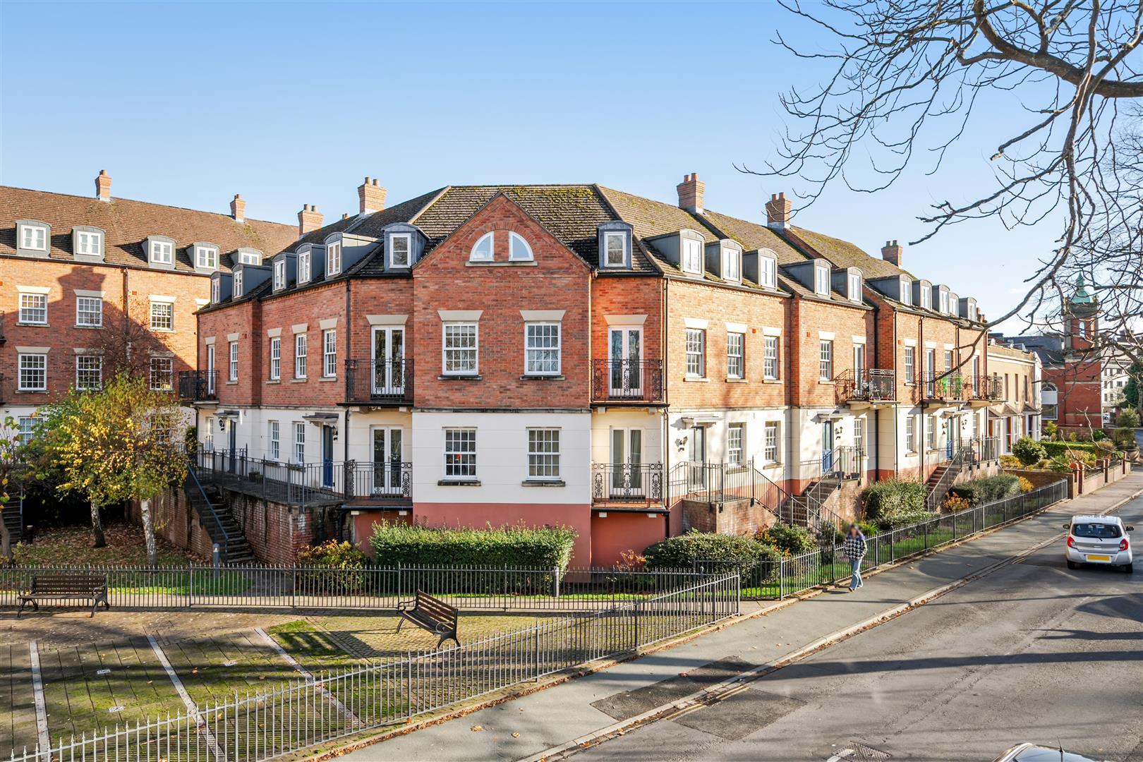Property Image 7361457e-5d32-40fb-9d5a-3064360e93b4