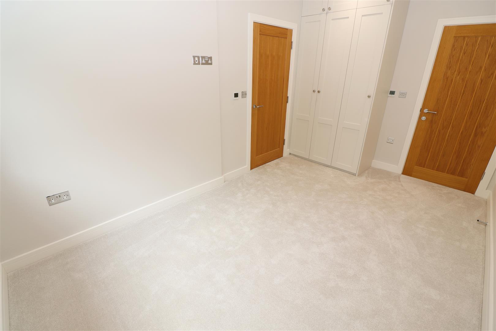 Property Image 736a740f-a743-4d56-bc7f-b5c39871c81c