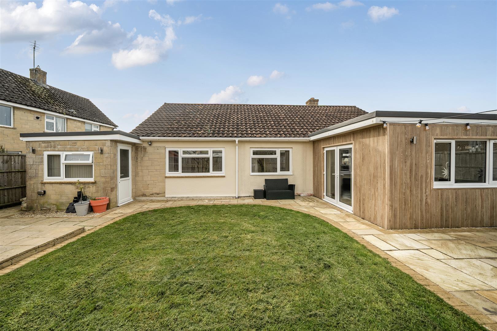Property Image 736aba67-4c31-439a-8314-10de02fdfab2