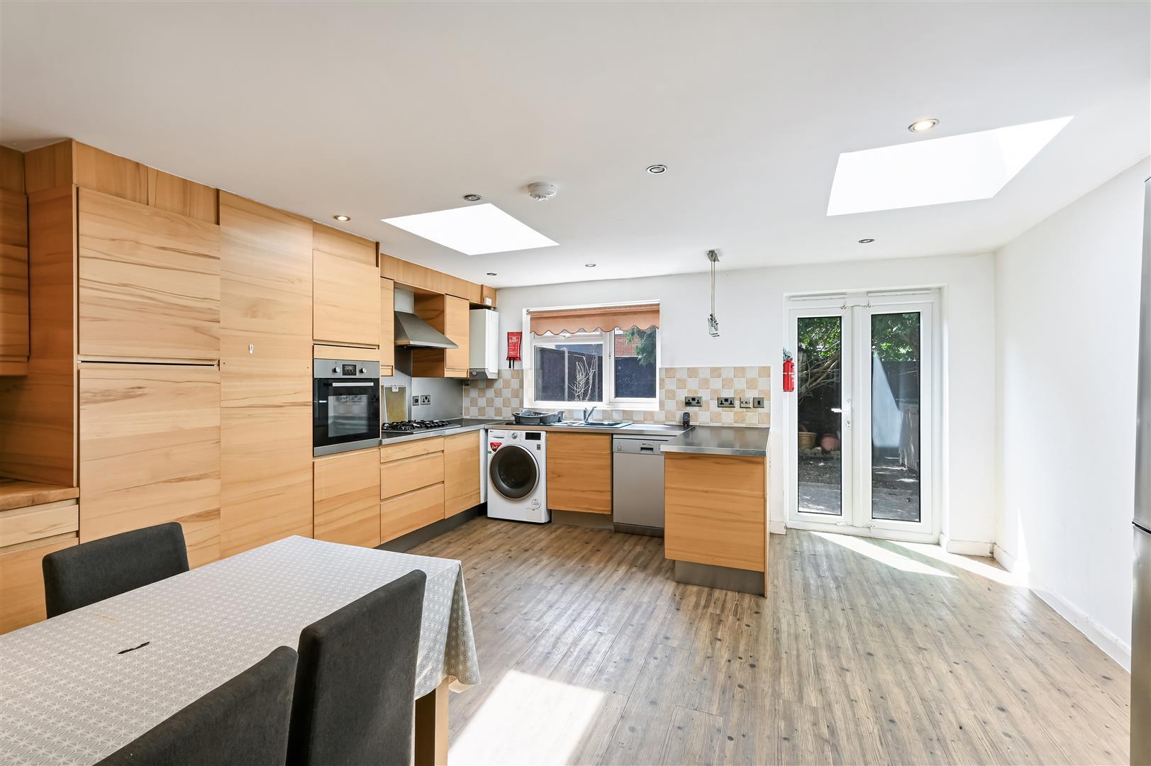 Property Image 73715e5c-d99d-4d27-a6af-d46a34f61089