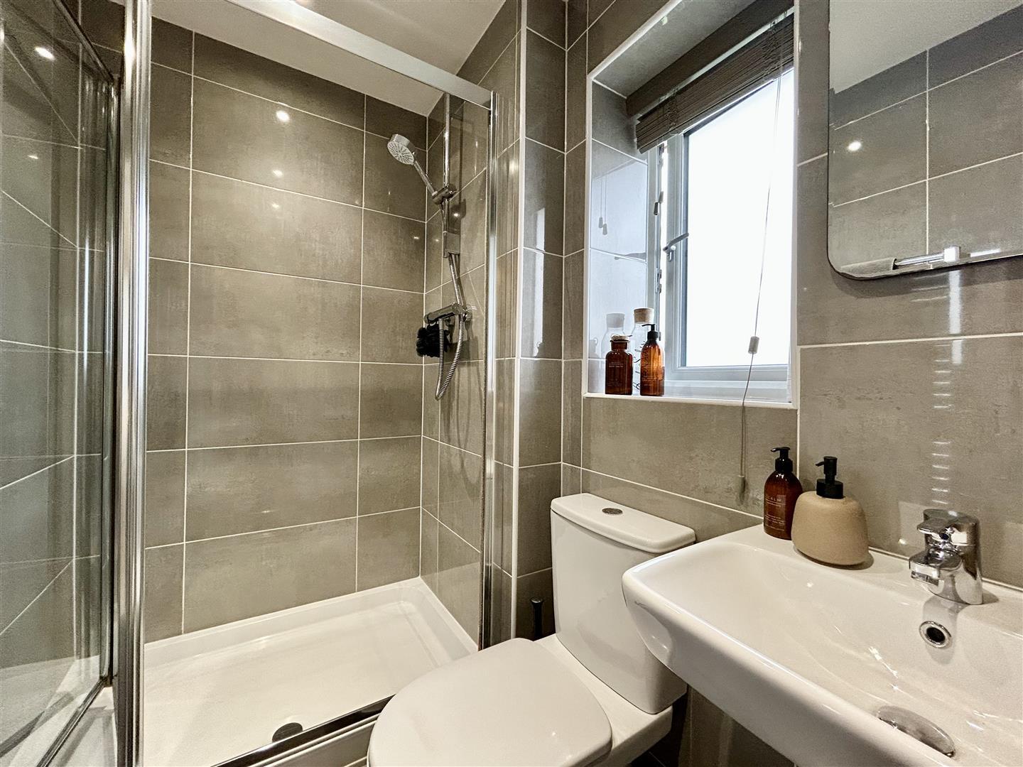 Property Image 73859eac-db9e-4c19-be3f-8ab43e86a199