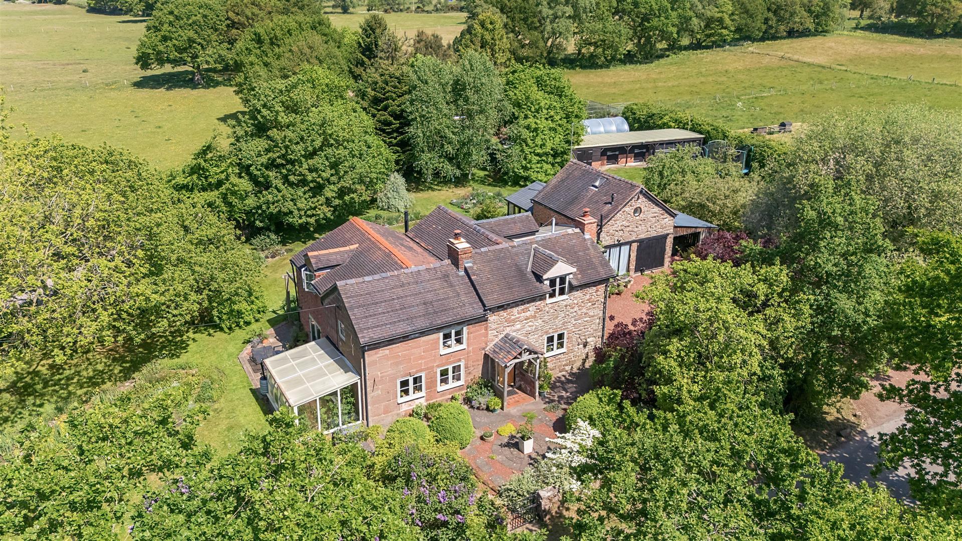 Property Image 739110d4-ef57-42b1-9f21-845657ae533e