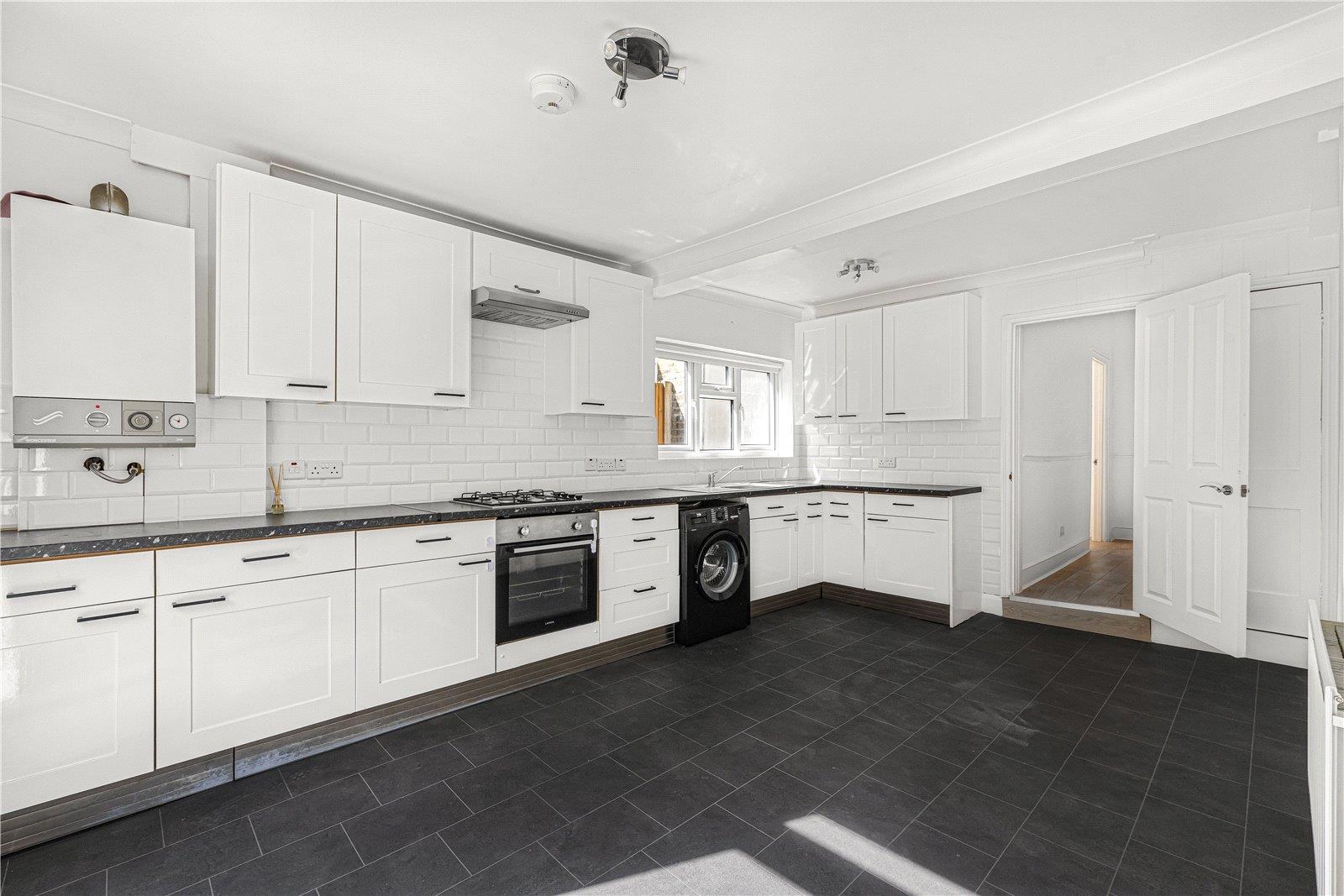 Property Image 739ea1ba-b6c1-4fb9-84bf-990bffbfb033
