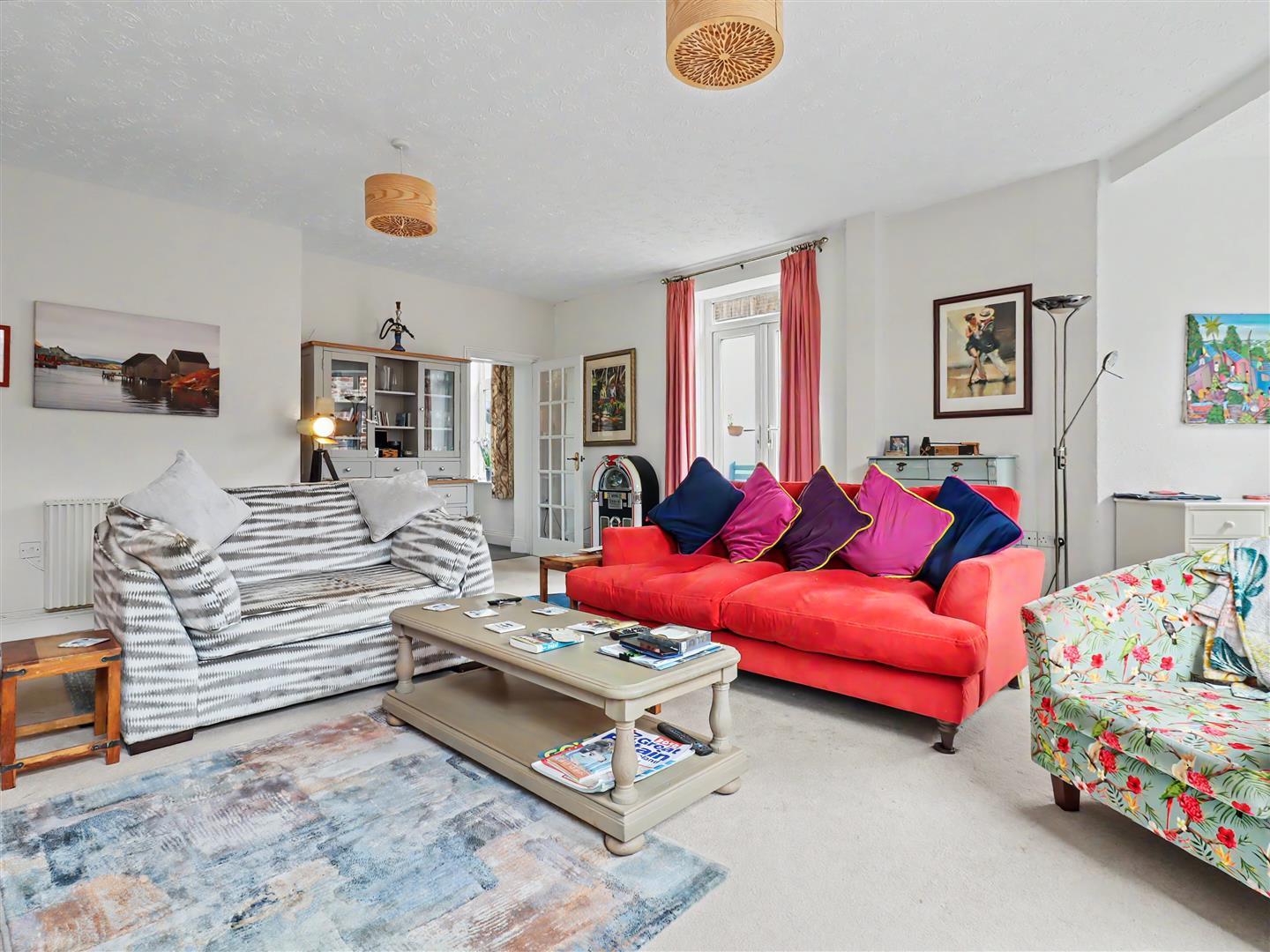 Property Image 739f7a8a-8991-4cfe-b892-ffb34952e22c
