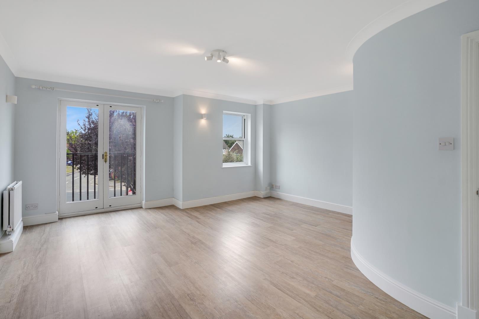 Property Image 73aa0ea2-45cd-4a58-b7d6-fa08994c642e