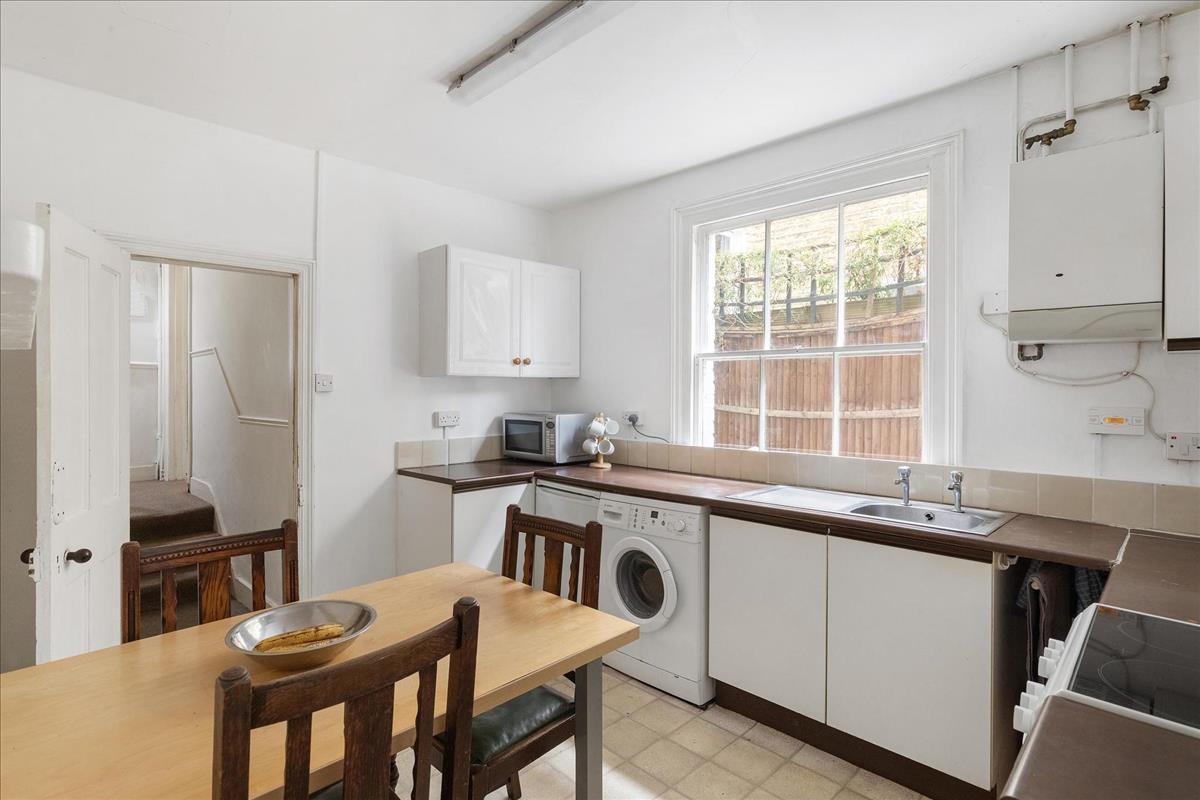 Property Image 73b36eb4-576a-49ca-8ff1-26e52ec6890a